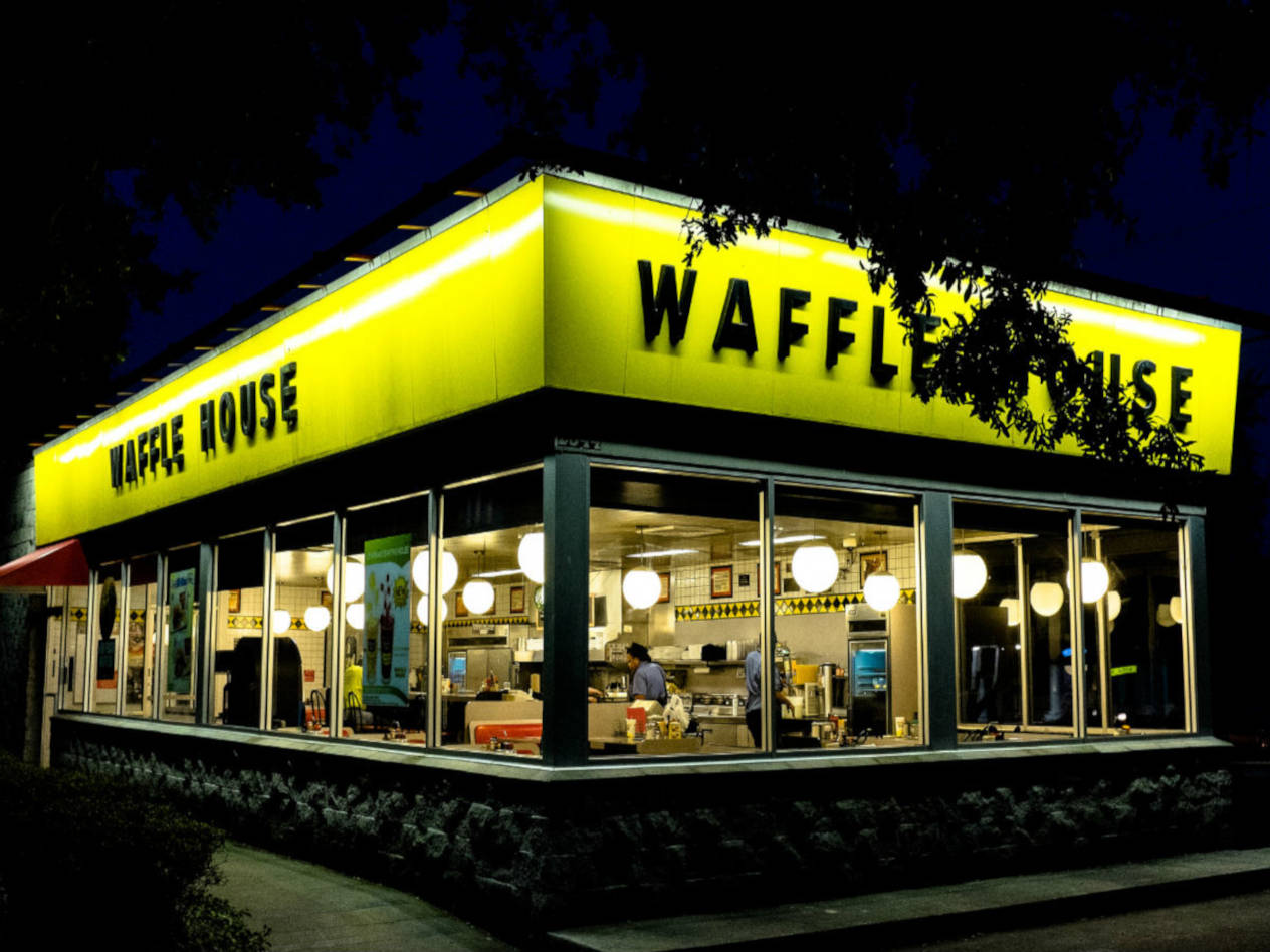 A Waffle House in the Carolinas in 2013, via Flickr user “rpavich” used under Creative Commons license for commercial use.