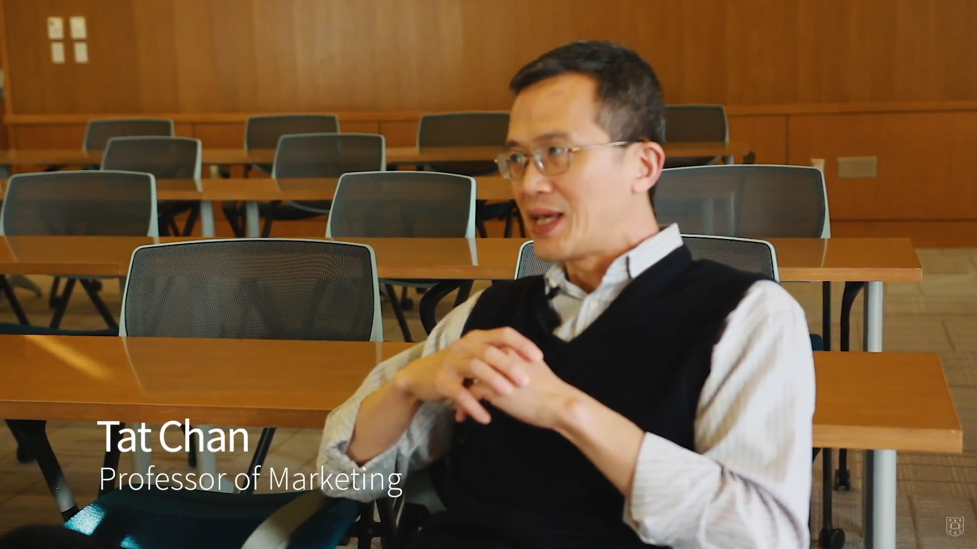 Olin professors Lamar Pierce and Tat Chan explain the results of their research on employee theft contagion in the restaurant industry.