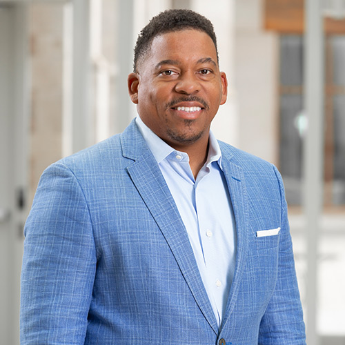 headshot of Delvin Walls